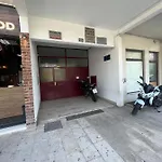 Jj Apartment Split